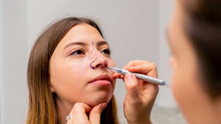 Top 5 Procedimientos de Cirugía Plástica Más Solicitados en Uruguay